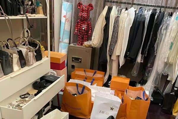 长岭县回收一线品牌衣服